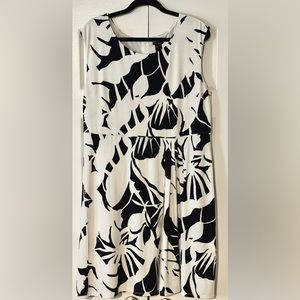 Ann Taylor Palm Print Sheath Dress Size 16